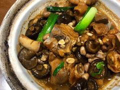 花生香菇猪手-香山家宴