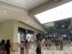 -冰纷万象滑冰场(深圳万象城店)