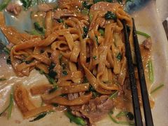 -潮界(LU·ONE凯德晶萃广场店)