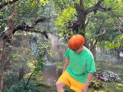 -Chom Cafe and Restaurant