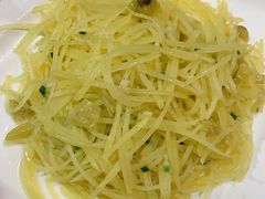 -墨脱石锅椰子鸡•香草鸭•东山羊(大东海店)