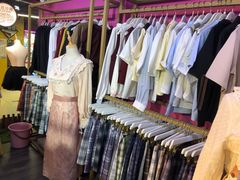 -甜镜物语 LOLITA·汉服·JK制服三坑生活馆(滨江道店)