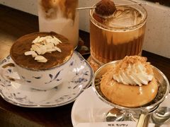 -Café Monson