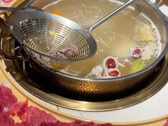-牛人日志·鲜牛肉骨汤火锅(万科里瑧店)