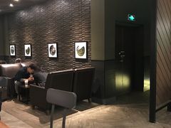 大堂-星巴克臻选(南京金茂览秀城店)