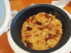 广式腊味电煲饭-粤域茶餐厅