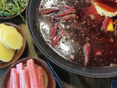 -黄潇洒老火锅(九眼桥宏济巷店)