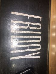 -FRIDAY星期五专业美发沙龙