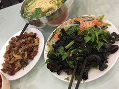 辣子鸡丁-杨记拉面总店