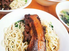 大肉面-泰顺江南春面馆