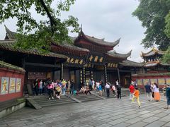-峨眉山报国寺