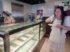 -中央电视塔旋转餐厅