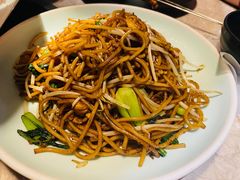 -沪小胖小龙虾(淮海中路旗舰店)