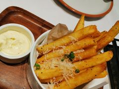 -阿妮叶李(光谷世界城店)