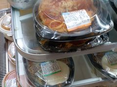 -全家便利店(洛川东路店)