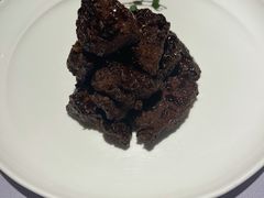 沪市牛肉粒-屋里厢上海菜馆