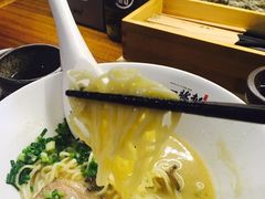 -一豚轩·烧鸟·豚骨拉面(五四路店)