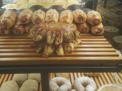 -焙丽拾光(麦凯乐直营店)