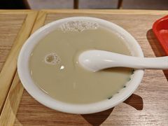 -护国寺小吃店(红莲南路店)