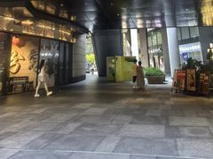 -瑞虹新天地月亮湾