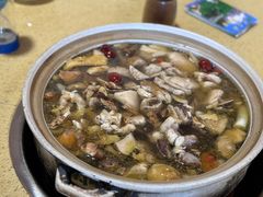 -东巴谷野生菌火锅餐厅