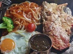 -豪享来中西餐厅(延安东路店)