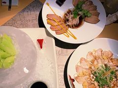 -穹六人间 people 6(岳阳路店)