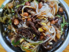 -灵山卢梅燕粉店