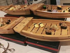 -华邑酒店·鲜艳全日自助餐厅