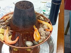 -一口猪海鲜浑锅·东北家常菜