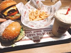 -The Habit Burger Grill 哈比特汉堡(复兴soho店)