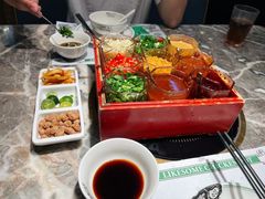 -禄婶鸡煲·打边炉