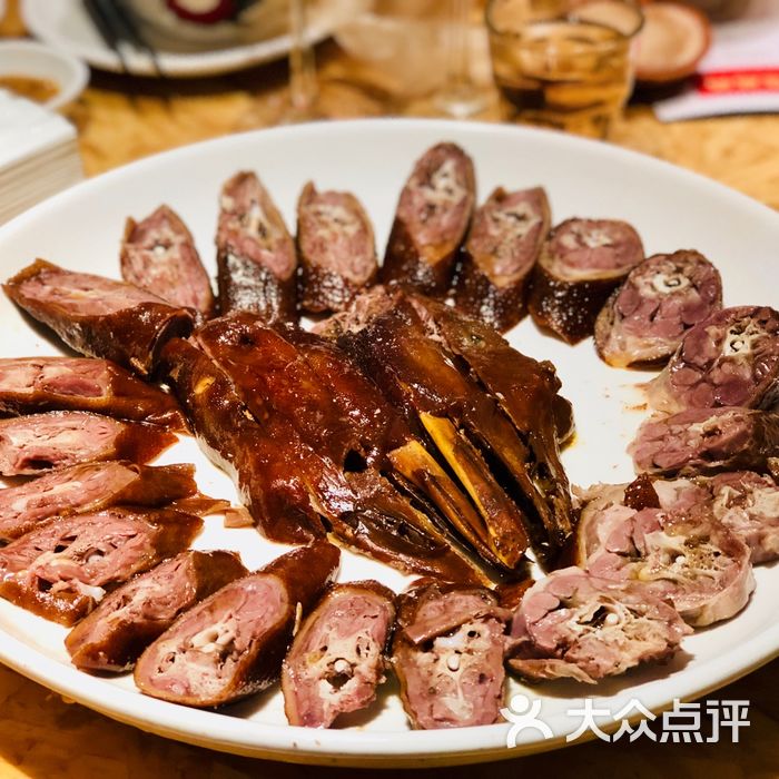 陈鹏鹏·金奖卤鹅狮头鹅头连脖图片-北京潮汕菜-大众点评网