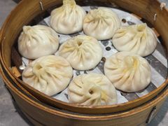 -莱莱小笼·乔艾