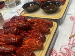 -肥肥虾庄·金牌油焖大虾(汉口城市广场店)