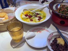 -渝是乎川渝小炒(新世界百货望京店)