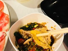 -鲜入围煮花胶鸡海鲜火锅
