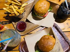 -BURGER BRO'S