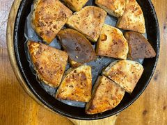 料理烤特色火烧-老东镇啤酒屋海鲜加工·蒸汽海鲜·海鲜烧烤(台东店)