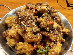 -BHC炸鸡(明洞总店)