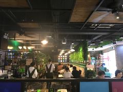 -朋友圈概念餐厅(象山万达广场店)