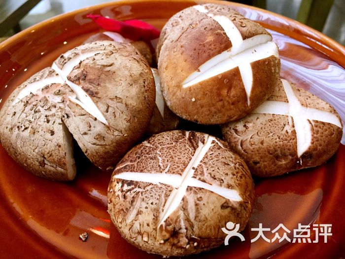 红焱楼四川火锅(番禺南村店)香菇图片 - 第1张