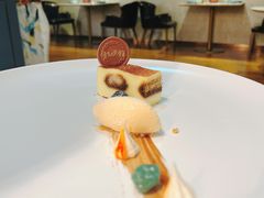 意式提拉米苏配香草雪葩-青岛遇见米兰(八大关店)