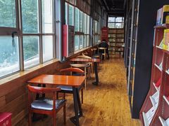 -新华书店(解放中路店)