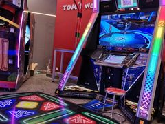 -汤姆熊欢乐世界(莘庄龙之梦店)