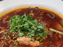 -川流不息·地道川菜·小龙虾(松东路店)