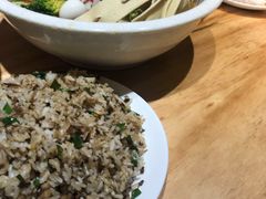 特色臊子蛋炒饭-嘉州叶婆婆钵钵鸡(建设路店)