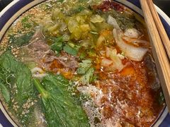 -云阿蛮云南生烫牛肉米线(奉贤路店)