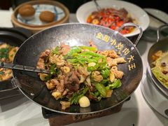 -费大厨辣椒炒肉(高铁吾悦广场店)