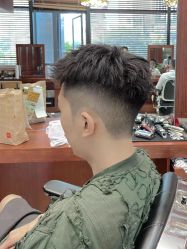 -尼特斯男士发型馆